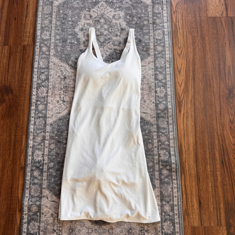 Uniqlo Airism Bra Top and Shorts Dress White XS